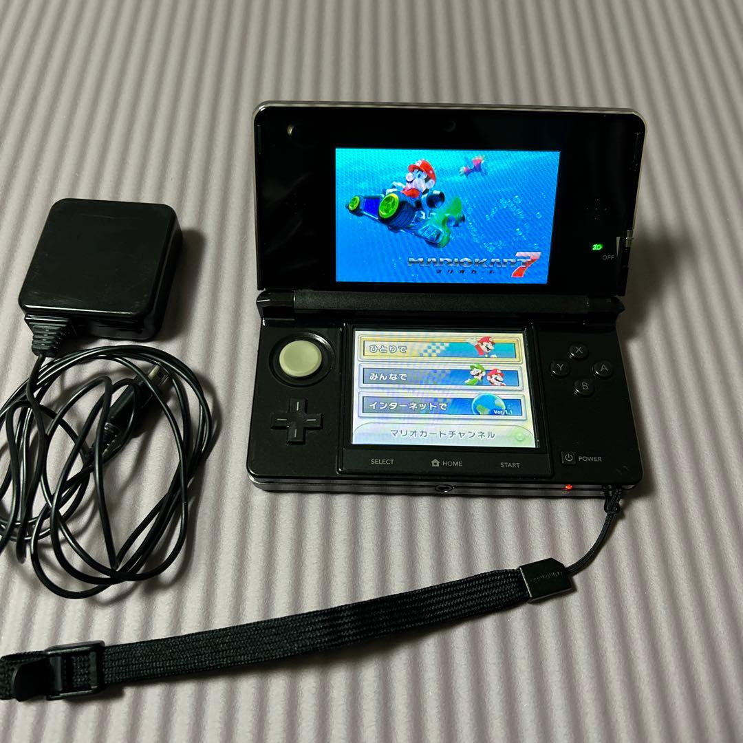 Nintendo 3DS 本体 動作確認済 マリオカート7付き 充電器付き 黒