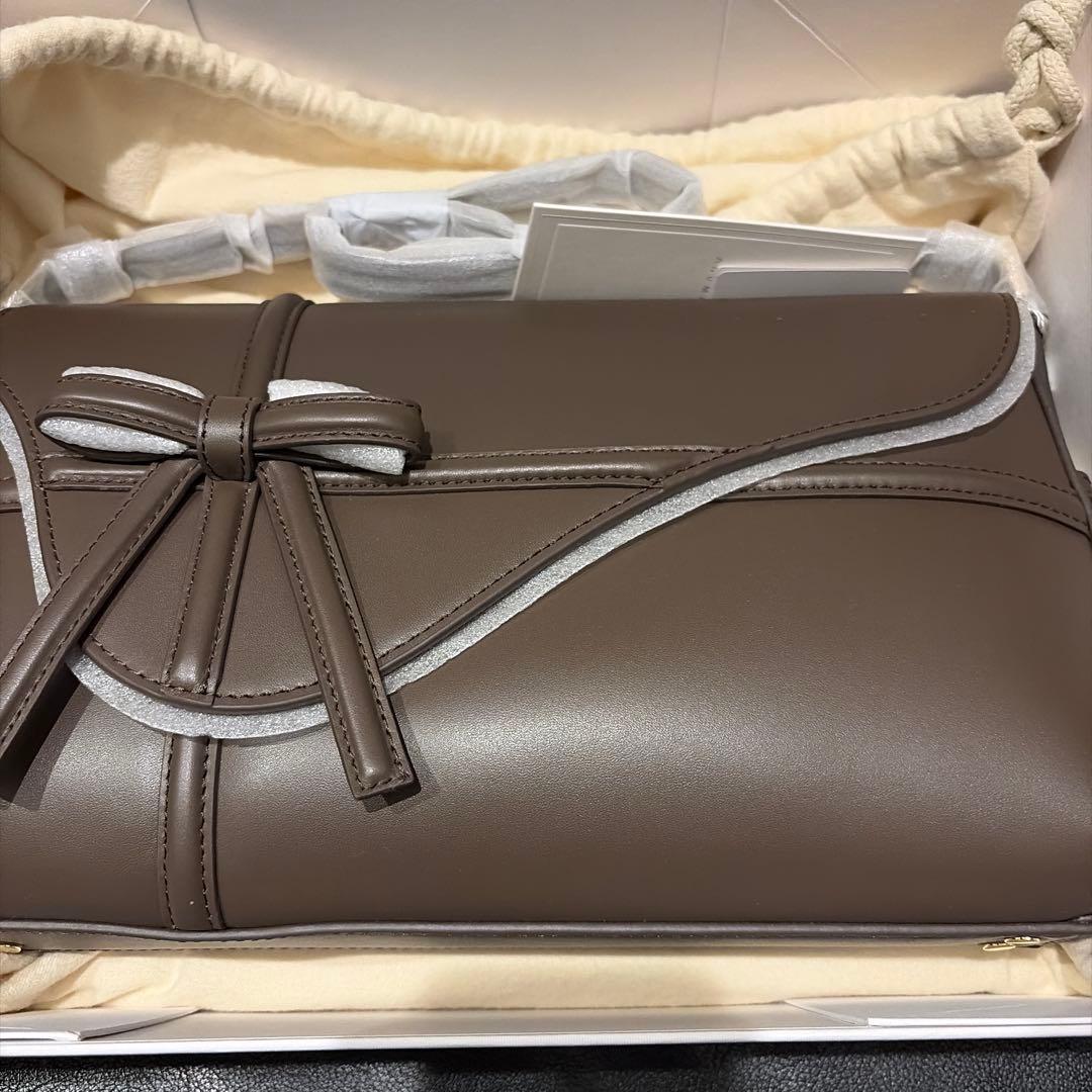 ✨アンドマリー Valentine ribbon leather bag 𝗧𝗵𝗲 𝗥𝗶𝗯𝗯𝗼𝗻