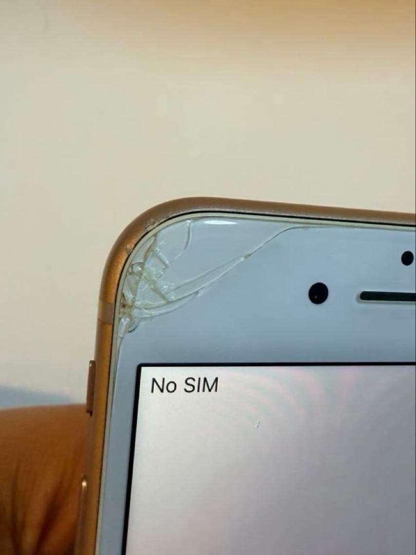 SIMフリー】iPhone 8 64GB 画面割れあり バッテリー78% - メルカリ