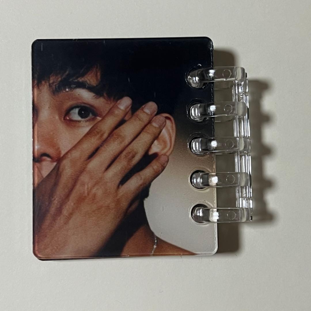 BTS テテ テヒョン V アクリルフォト アルバムキーホルダー② - メルカリ