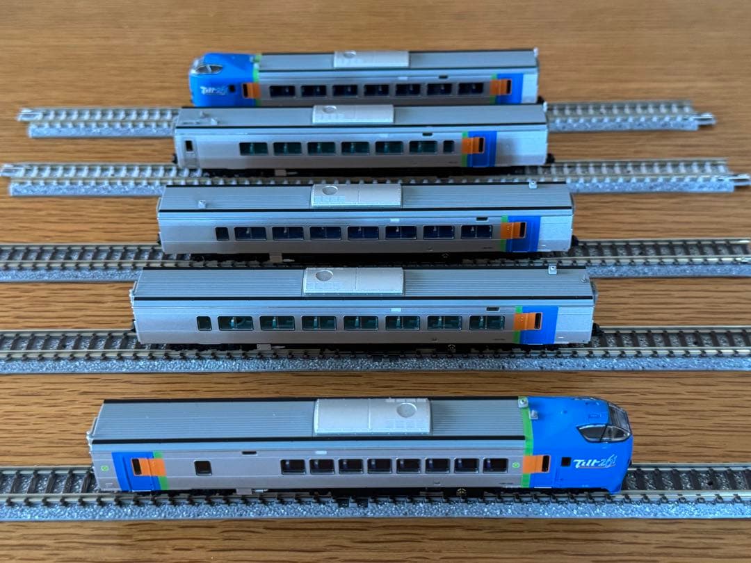 希少美品マイクロエースA8673 キハ261系1000代スーパーとかち5両セット