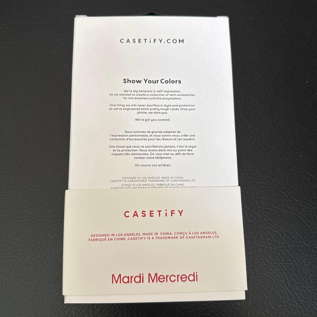 CASSETiFY Mardi Mercredi iPhone16ProMAX 花柄デザインのCASSETiFY