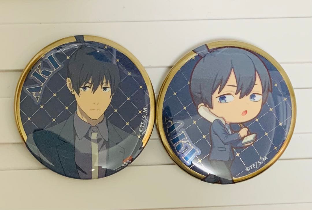 チェンソーマン 東急ホテルコラボ メタリック缶バッジ アキ 2点セット