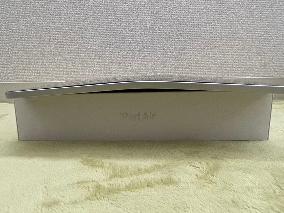 ジャンク】iPad Air 第4世代 64GB シルバー 本体曲がり・操作不可