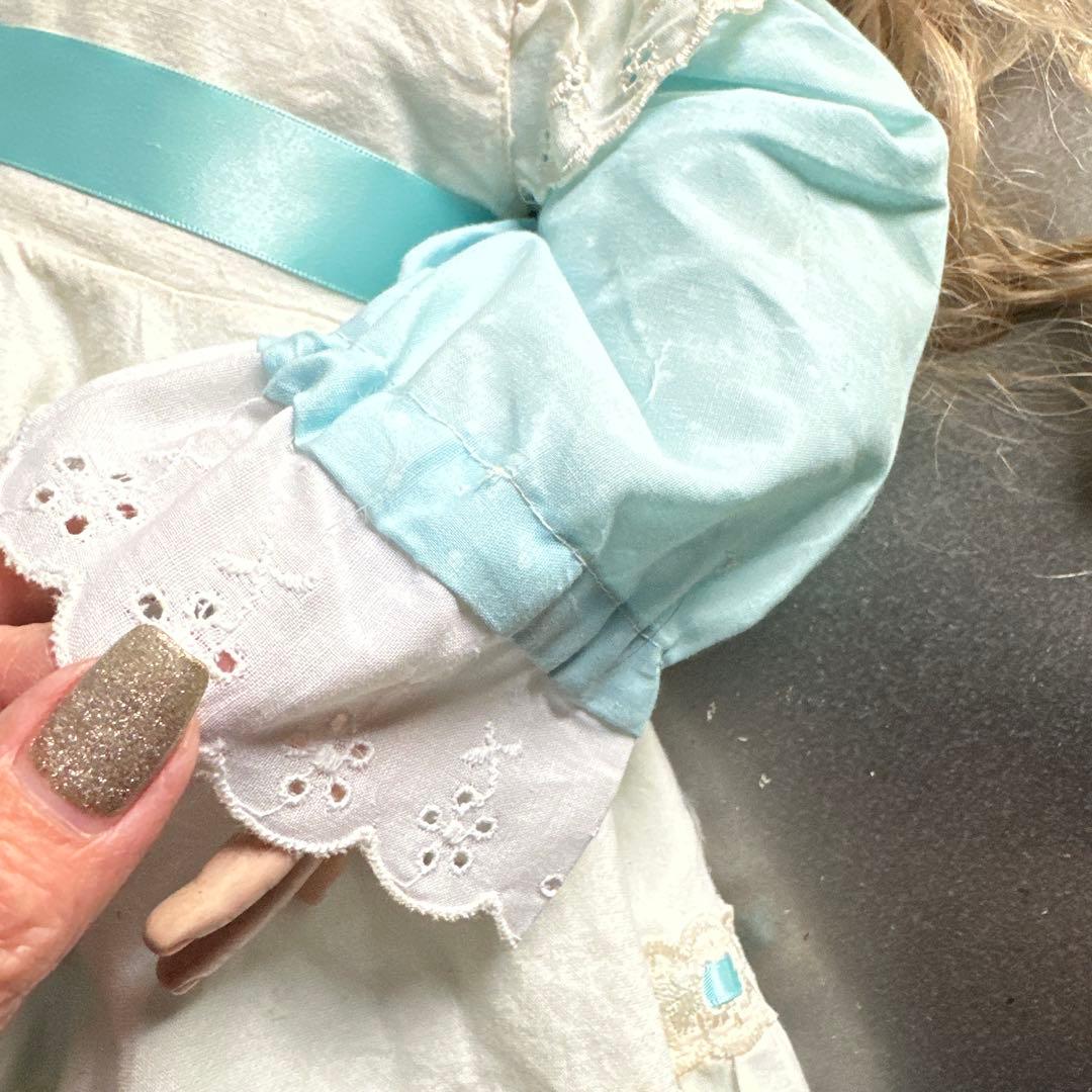 瞬間的お値下げ‼️ビスクドールHILARY OIANNA EFFNER1987