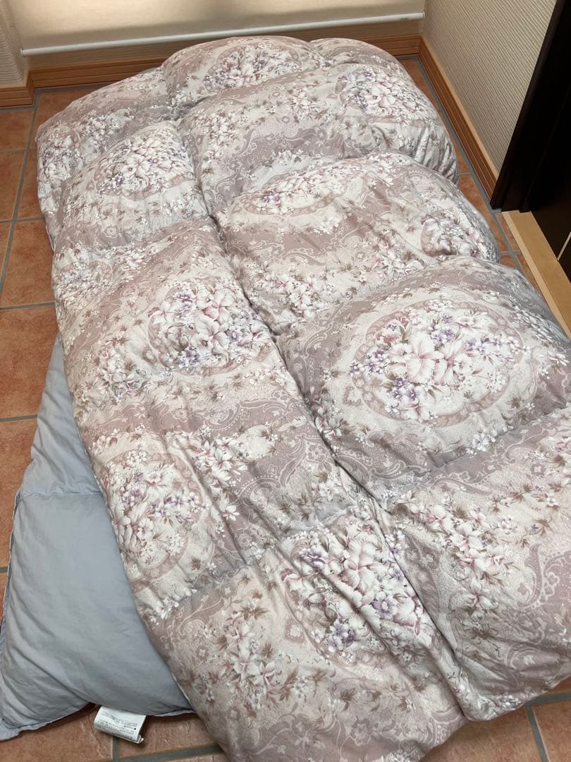 羽毛布団 ダブル 花柄 180x210cm ダウン90%フェザー10% 羽毛布団ダブル掛け布団日本製ダウン90％1.6kg立体スクエアキルト8か所