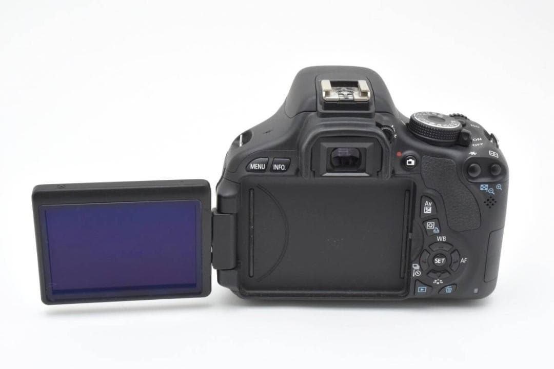 Canon EOS Kiss X5 + 18-55m F3.5-5.6 IS Ⅱ