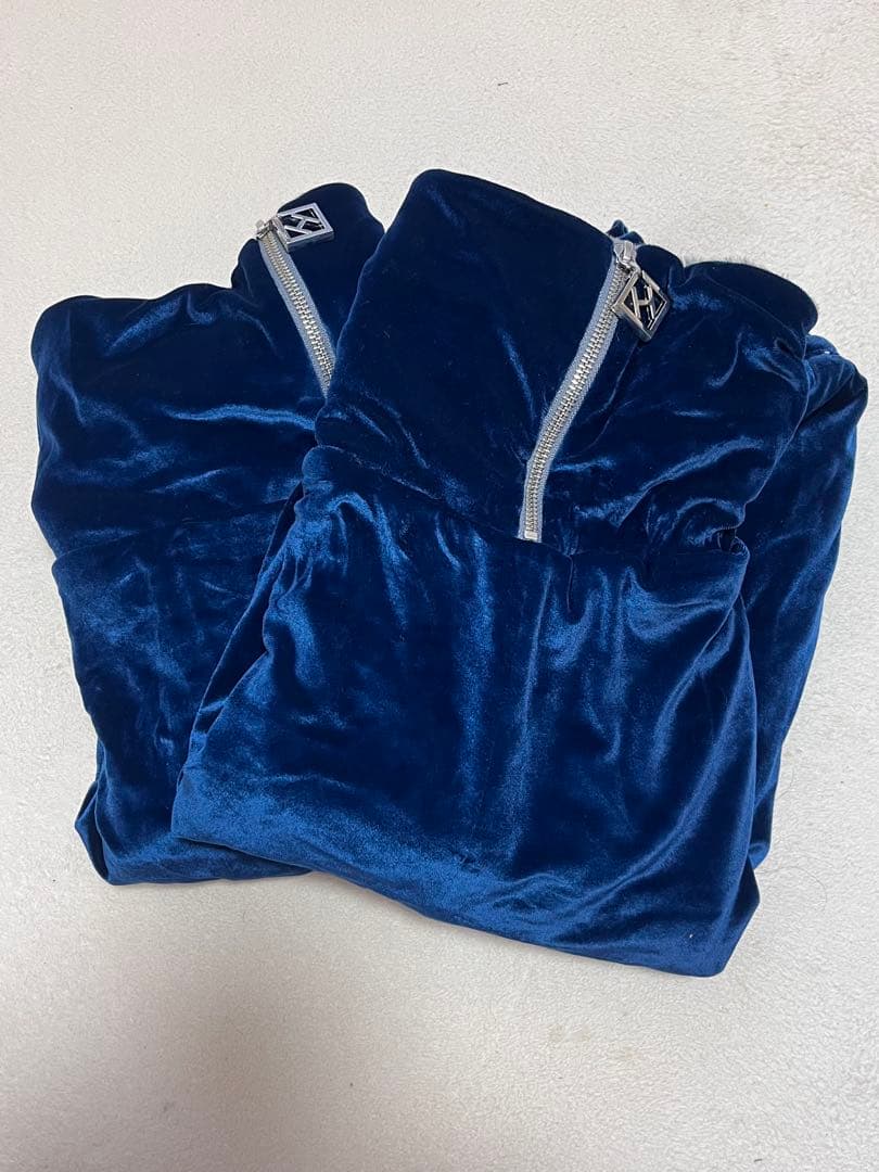 最終値下げ！hazama 誰もに向けたルーズレッグウォーマー - メルカリ