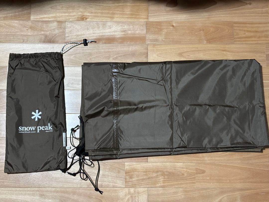 スノーピーク①アメニティドームM ②専用マットシート ③アップライト