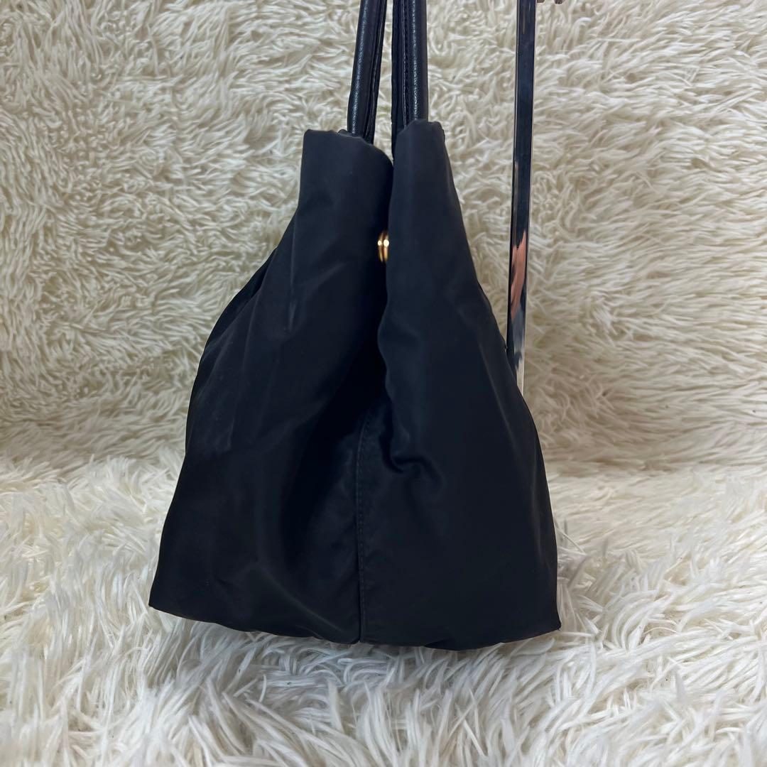 美品】プラダ ハンドバッグ リボン ゴールドロゴ ナイロン ブラック