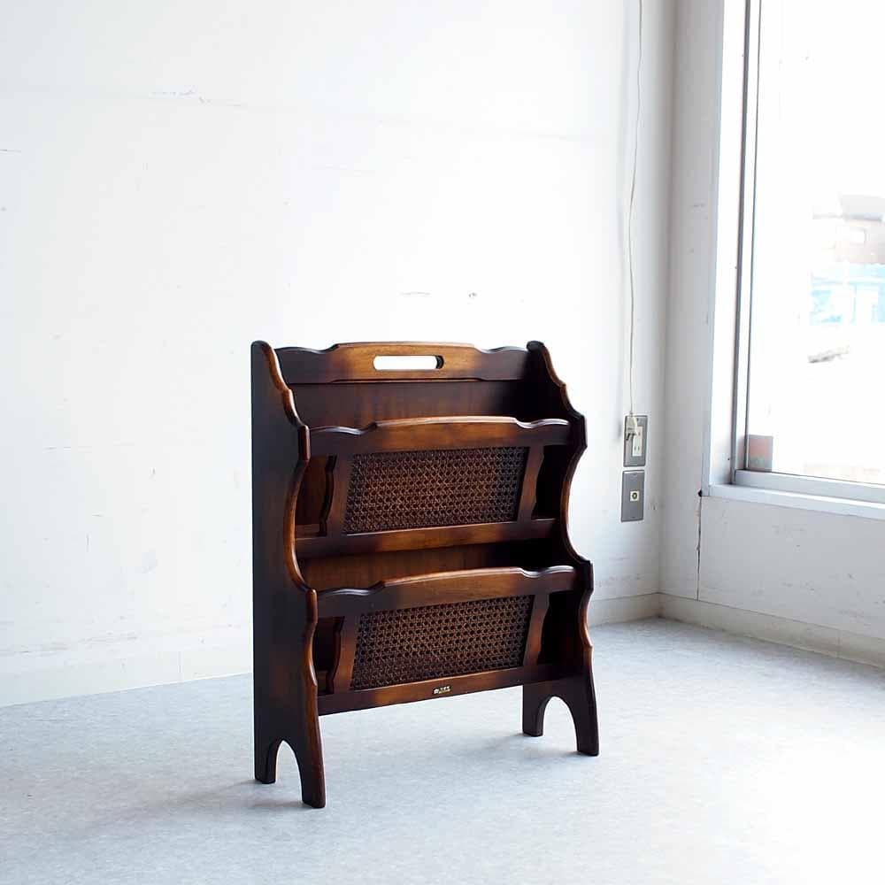 オールドカリモク コロニアル マガジンラック ZR24442 - メルカリ