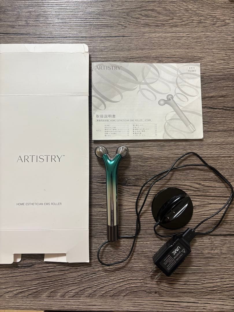 WAVY mini 美顔器　美顔ローラー WAVY mini for Salon｜YA-MAN PROFESSIONAL (ヤーマン