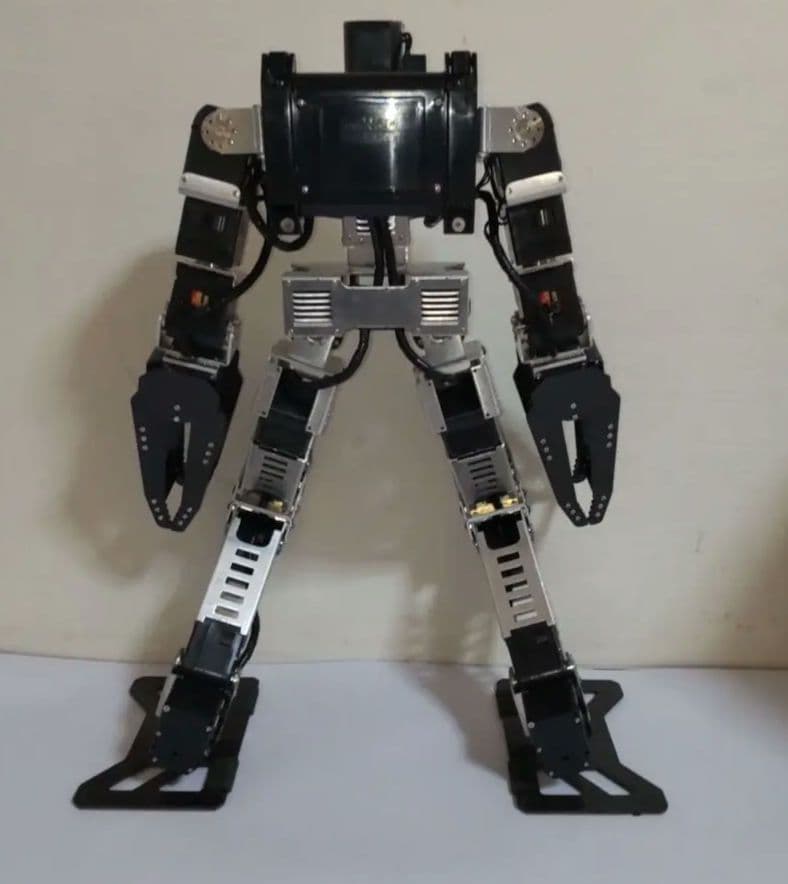 貴重】二足歩行バトルロボット メリッサエクシード タイプG