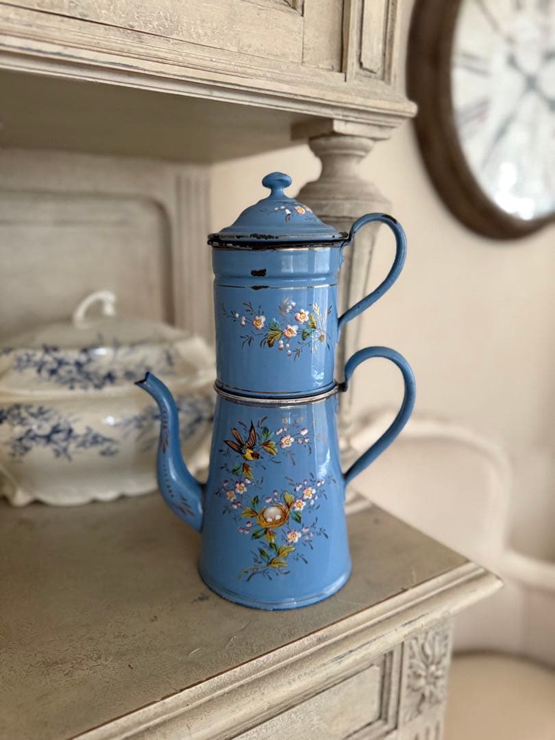 フランスアンティークレア!エトワール社小鳥と鳥の巣水色ホーローカフィティエール fit=scale-down,w=1200