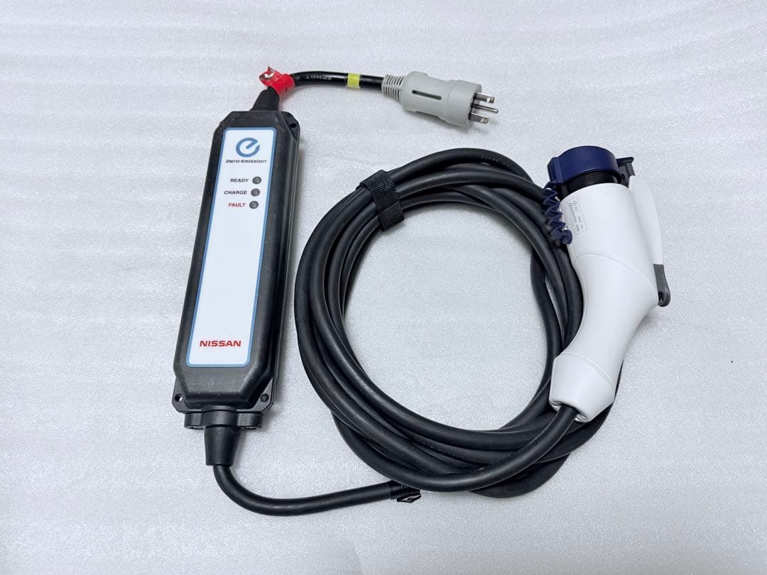 日産リーフ充電ケーブル 3NK5E 173 - メルカリ