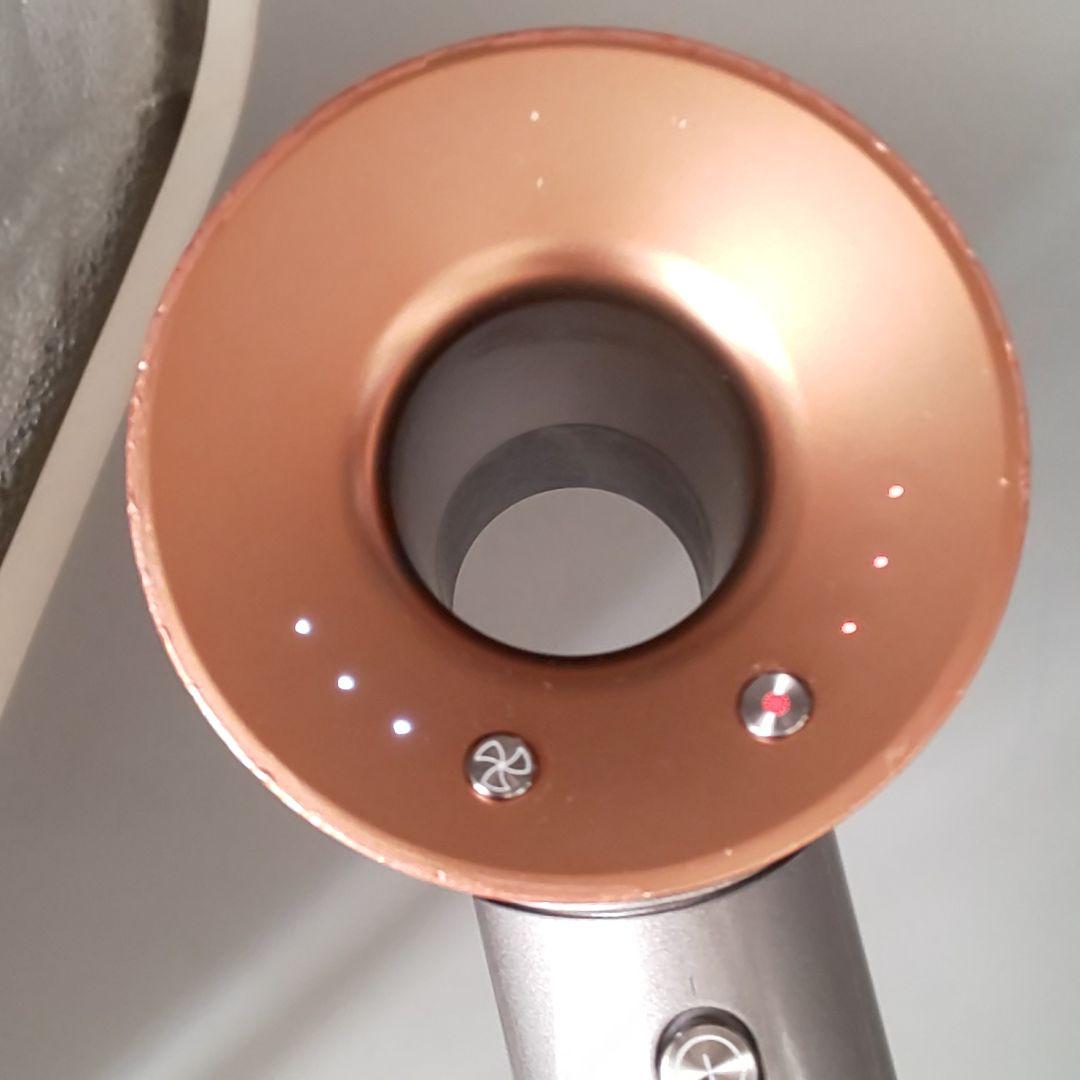 ダイソン dysonドライヤー HD08《国内正規品・風量新品同様》419