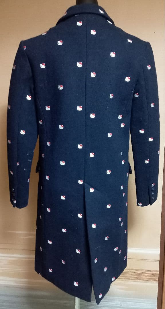 nina mewニーナミュウ×ハローキティコラボ チェスターコート - メルカリ