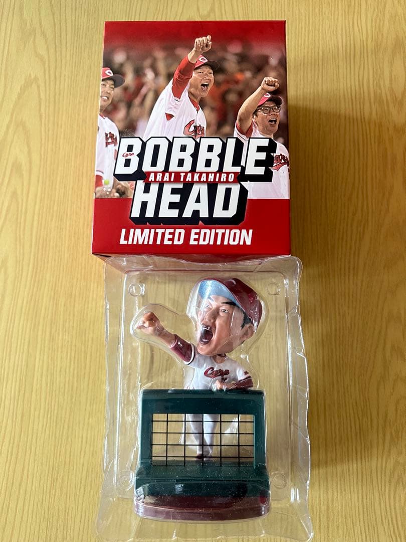 カープ 新井監督・黒田博樹ボブルヘッド、エディオンピースウイング