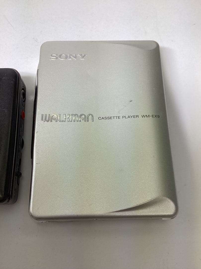 d*3様 ジャンク Panasonic RQ-S90F & Sony WALKM - メルカリ