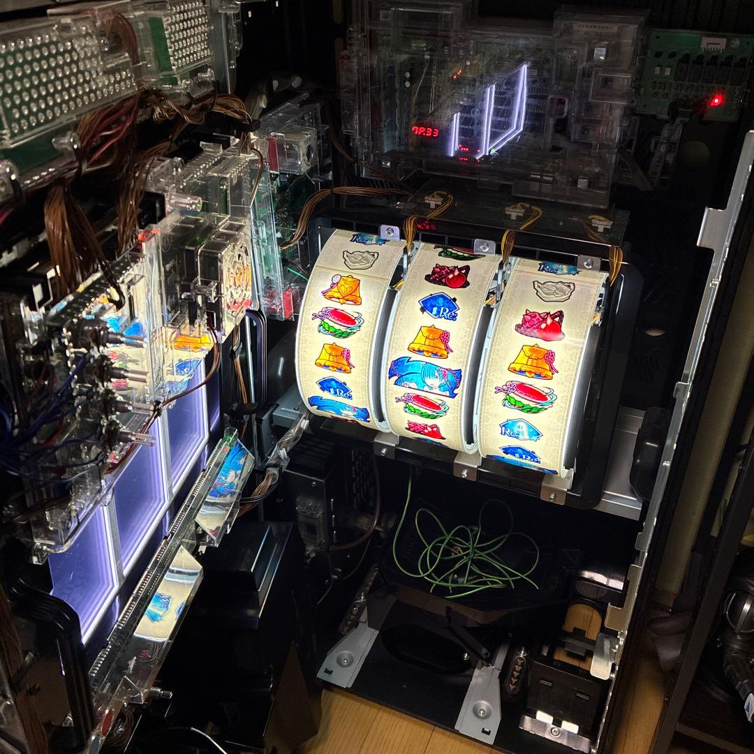 引き取り希望】リゼロ スロット 初代実機 剣聖パネル コイン不要機付