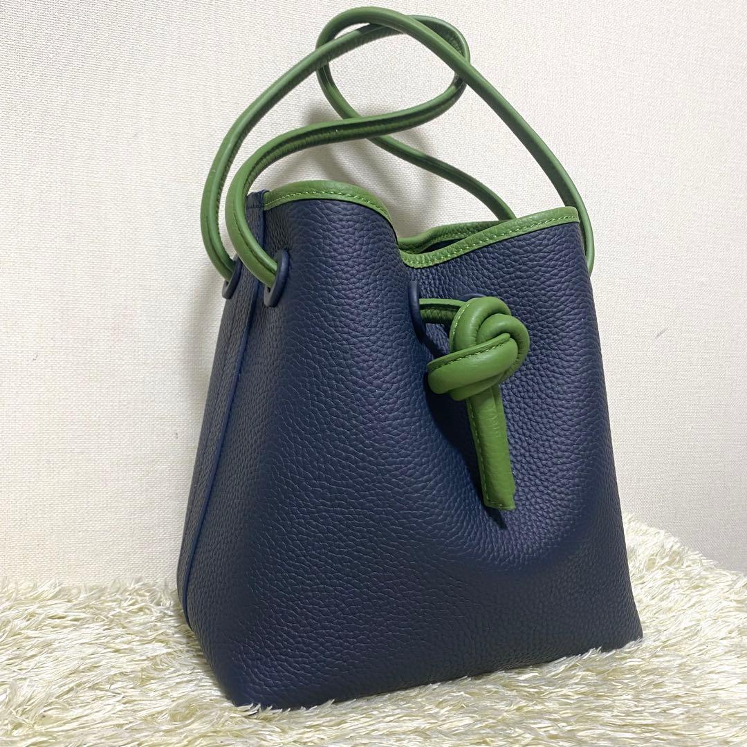 美品✨ VASIC ヴァジック ボンドミニ ショルダーバック BOND MINI