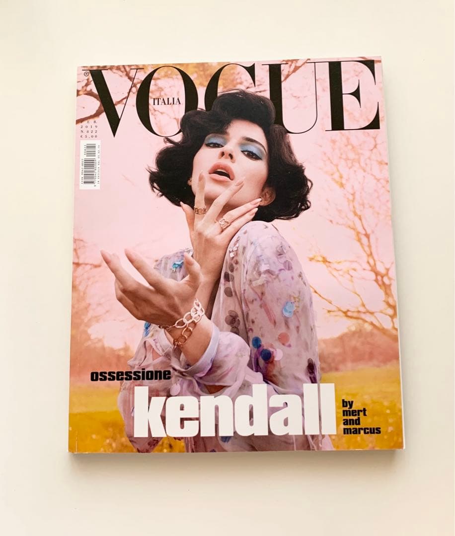 女性情報誌 Vogue Italia Feb 2019 Kendall Jenner Kendall Jenner Covers the February 2019 Issue of Vogue Italia