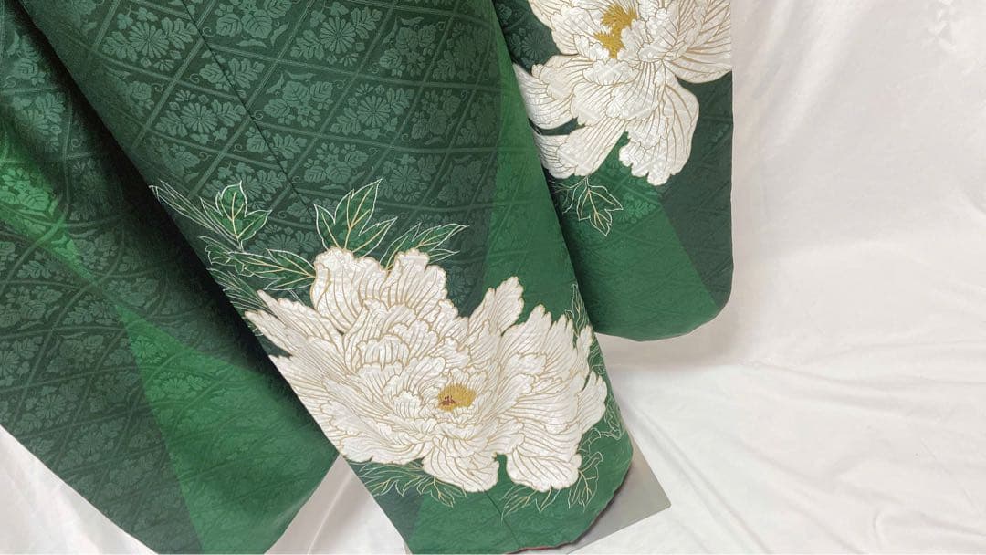 緑色の振袖 白い花刺繍 振袖 振袖フルセット 正絹 成人式 振袖6点