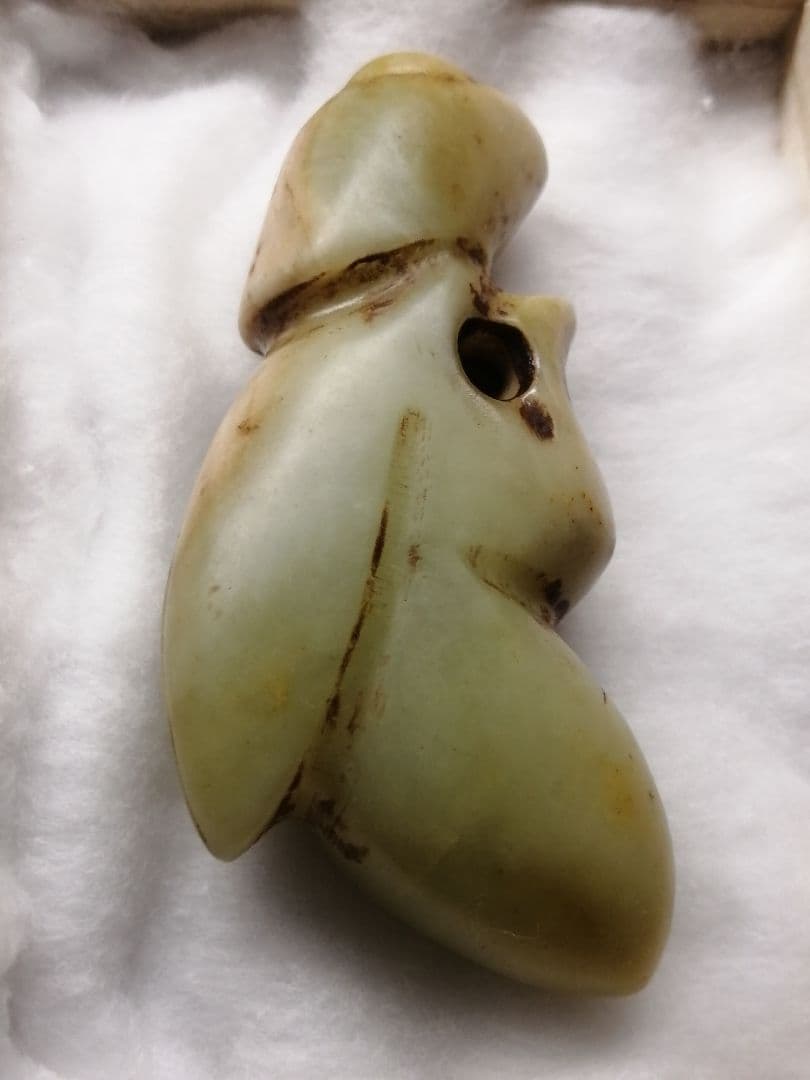 ★縄文期『糸魚川翡翠獣形勾玉』出土品　7.3cm　儀式勾玉　非常に珍しい勾玉です