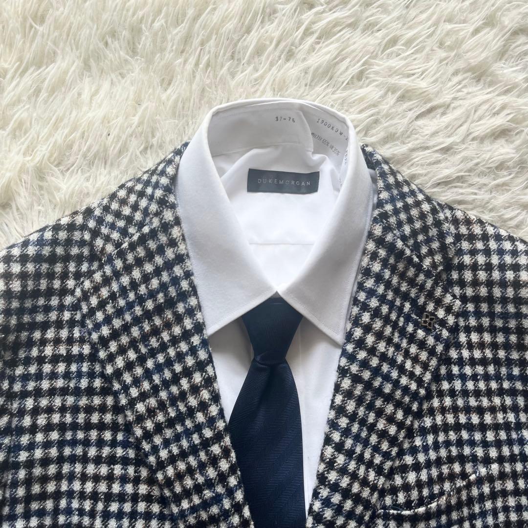 <美品>TAGLIATORE 新ロゴ チェック ツイード ジャケット サイズ48 美品>TAGLIATORE 新ロゴ チェック ツイード ジャケット サイズ48