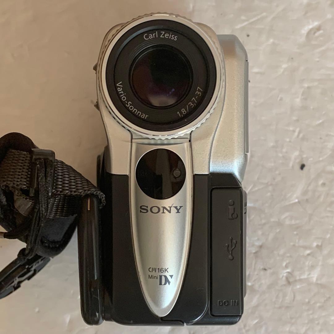 ジャンク ソニー SONY DCR-PC101 ハンディカム 壊れています - メルカリ