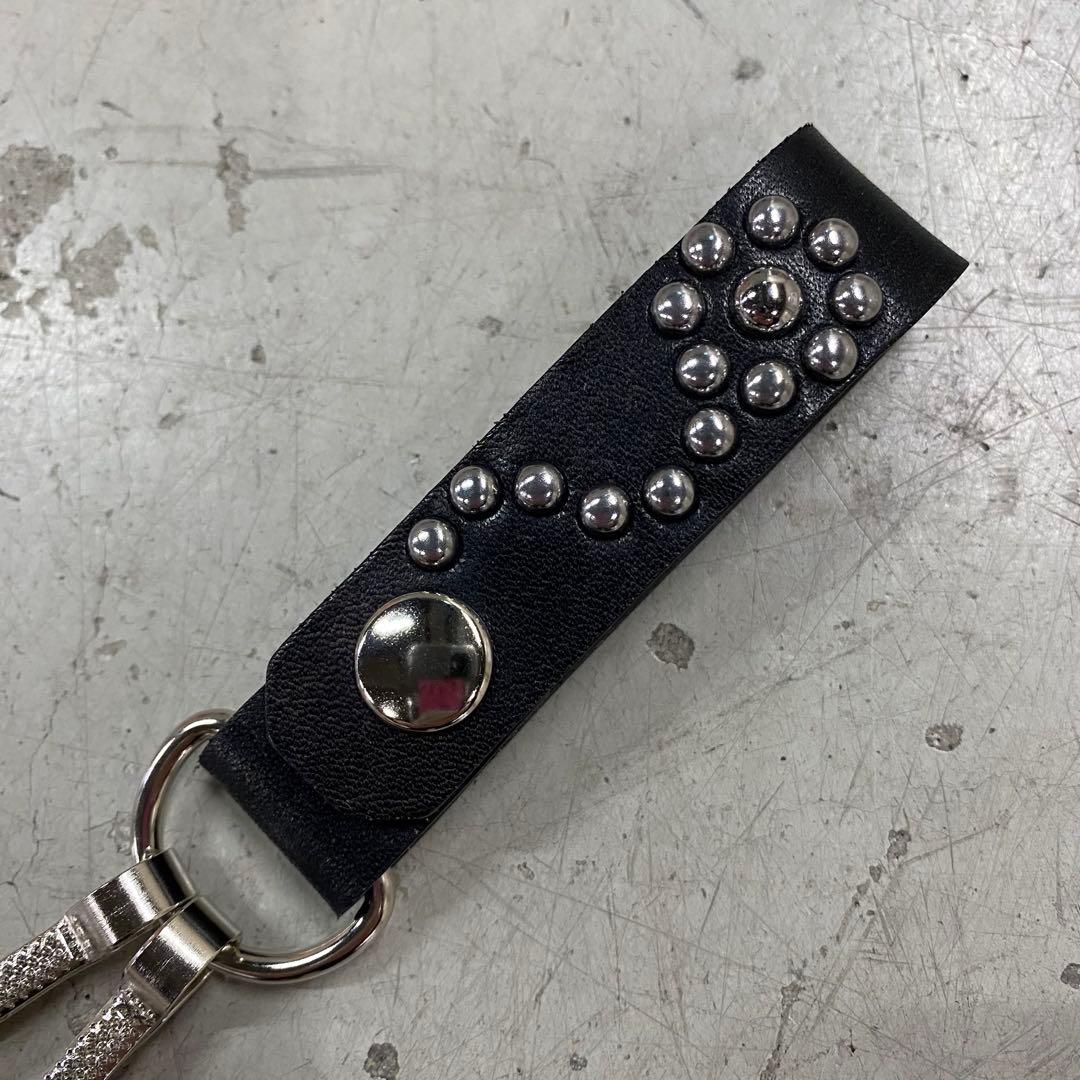 フラワースタッズ レザーキーホルダー ベルトループ htc calee - メルカリ