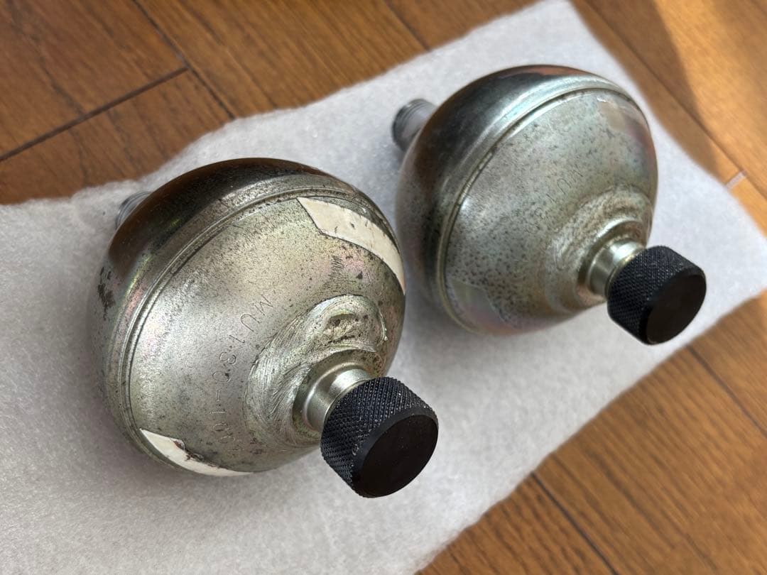 アキュムレーター2個セット MU130-100Z ハイドロ ローライダー - メルカリ