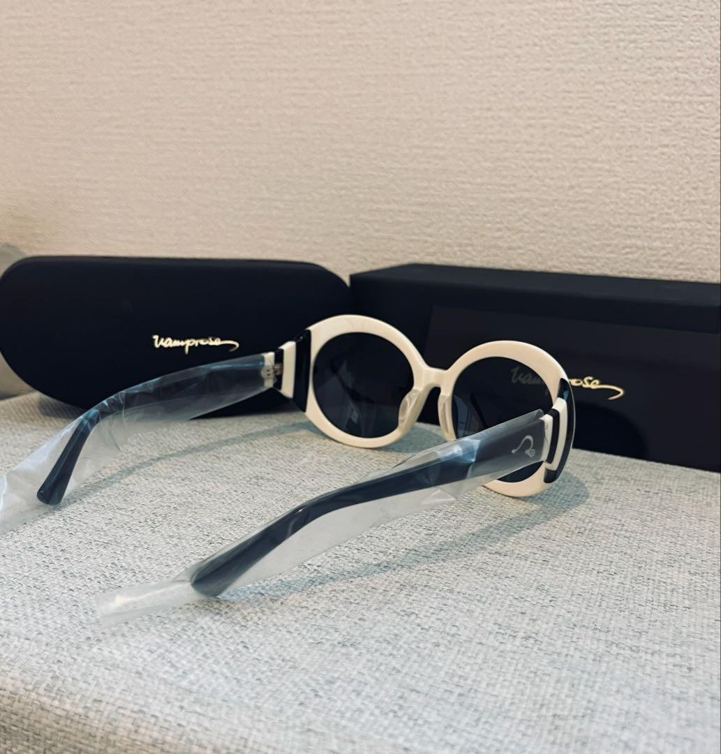 HYDE着 監修 同型同色GURUGURU サングラス ファンクラブ限定受注生産