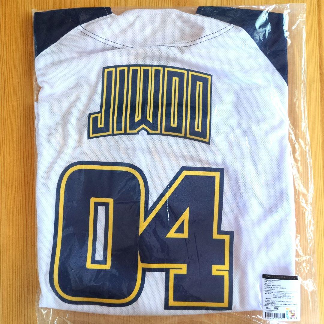 NMIXX ジウ　ベースボール ユニフォーム　ペンコン　新品未開封 NMIXX BASEBALL UNIFORM - MIXX UNIVERSITY | JYP SHOP