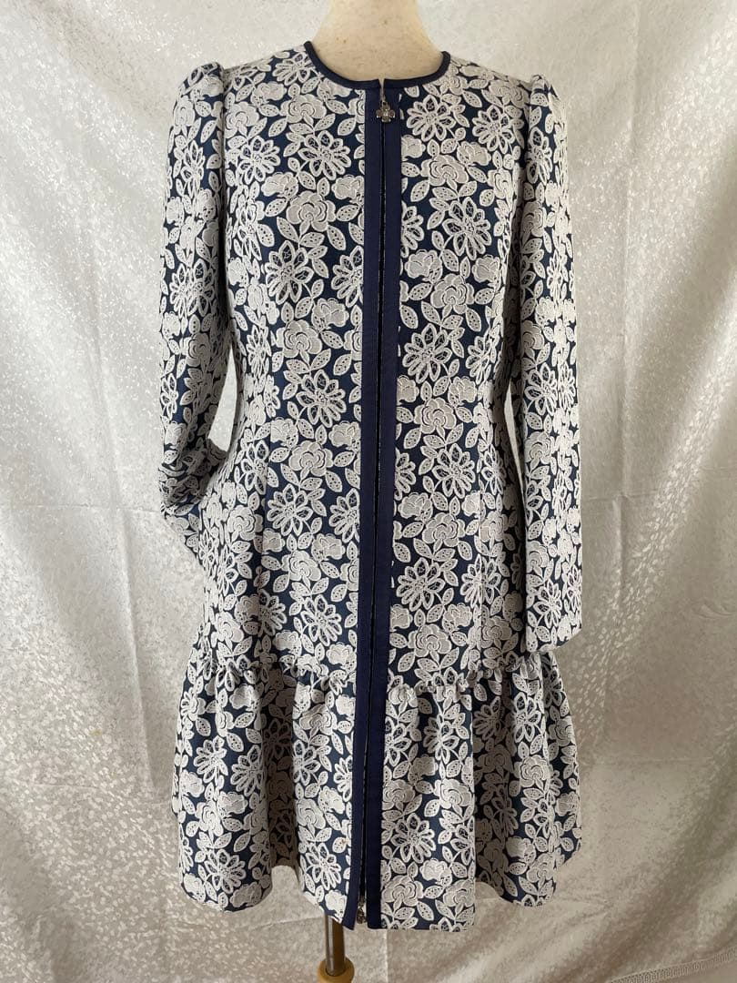 1/6迄初売り値下げ】ジャガードレース刺繍花柄フリルコートパフスリーブ