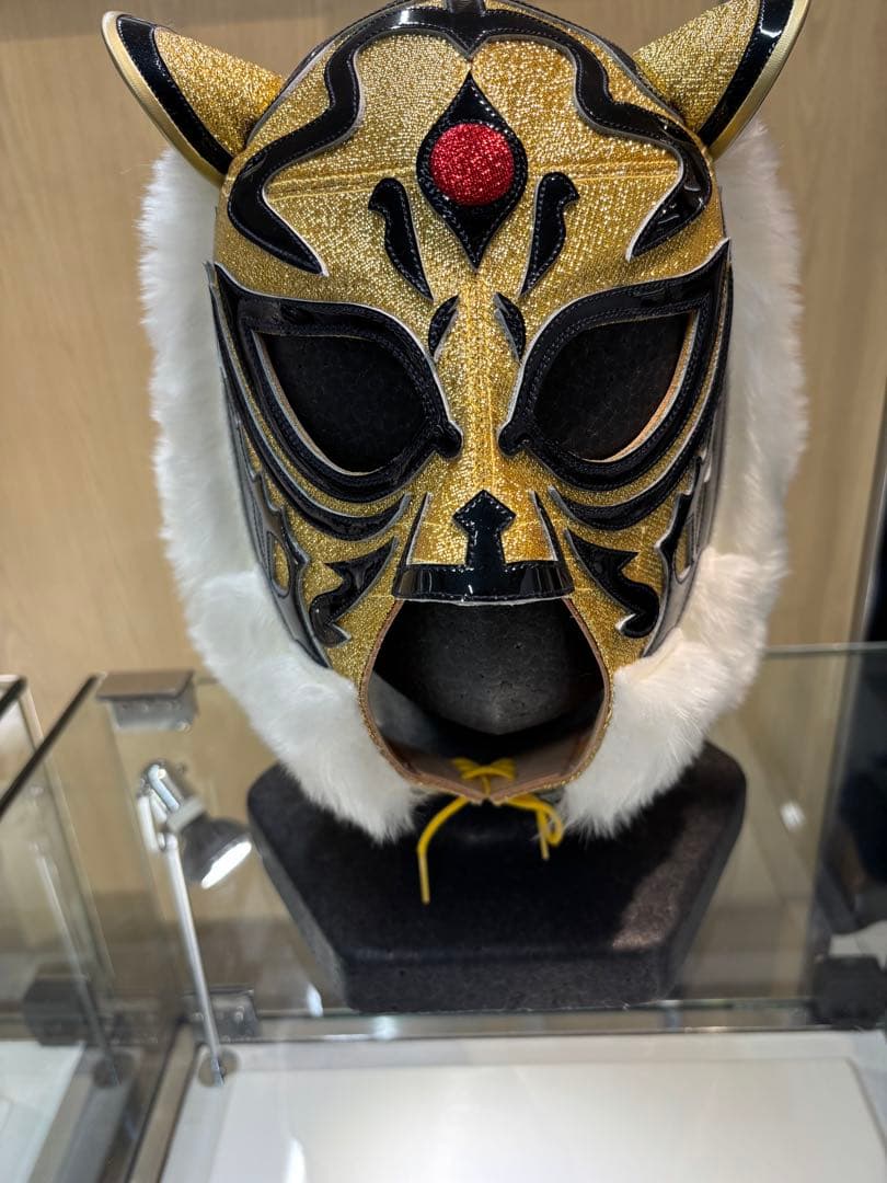 限定5点】 初代タイガーマスク YN製 試合用マスク 東武百貨店 - メルカリ