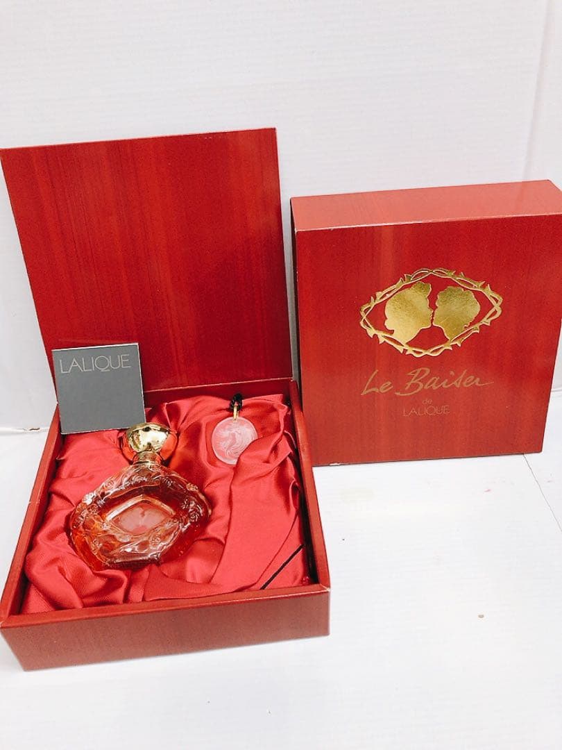 香水　ラリック　ルベゼ　オードトワレ　#251019 LALIQUE ラリック ルベゼ オード トワレ スプレイ 30ml - メルカリ