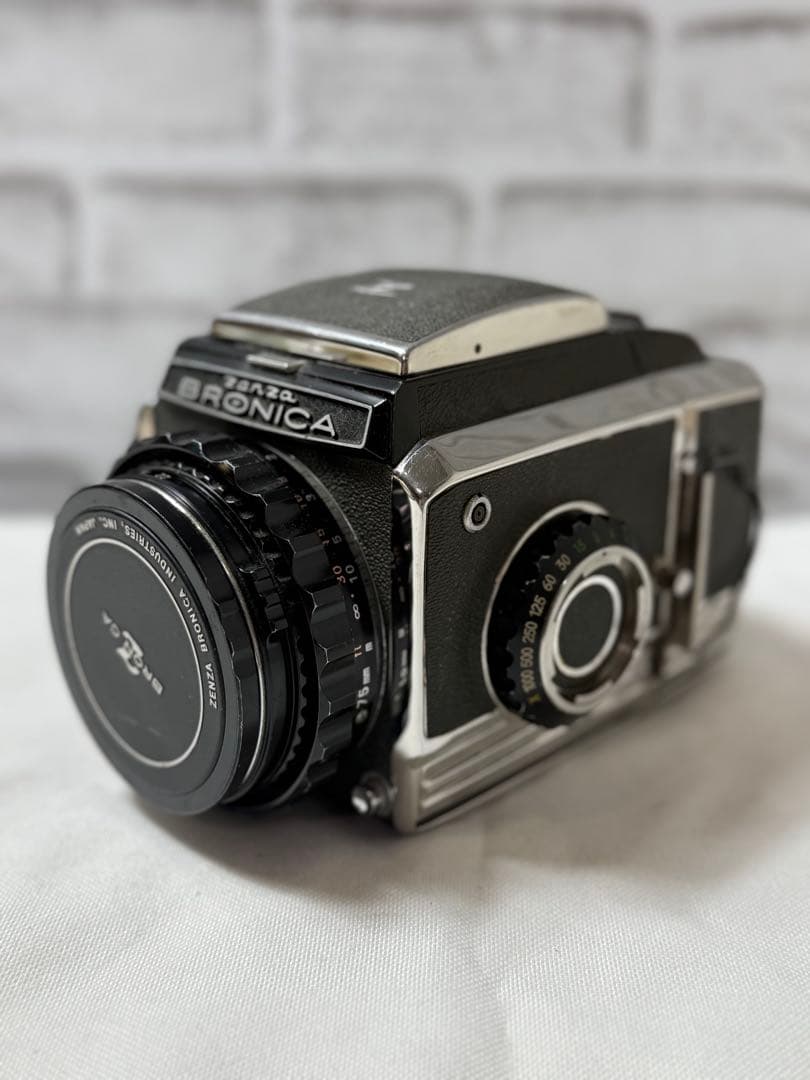 ダ*ル様 ブロニカ Zenza Bronica S2 / NIKKOR-P ブロニカ Zenza Bronica S2 / NIKKOR-P 75mm F2.8 – Natural Camera