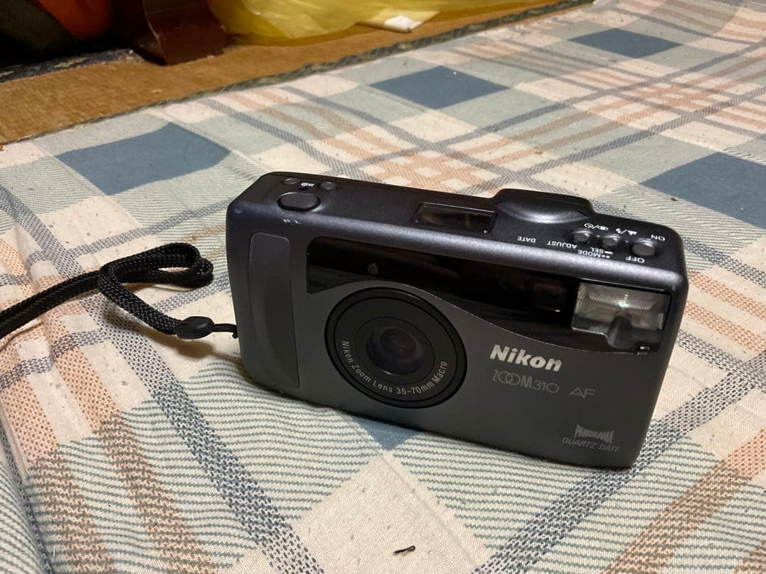 Nikon／ZOOM310 AF。電池／CR123A。【カバー付き中古品】。