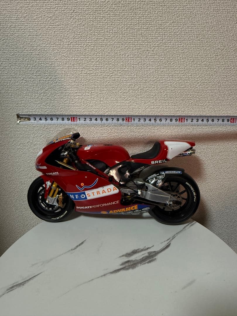 希少・1/6】ドゥカティ Desmosedici GP3 金属製模型 - メルカリ