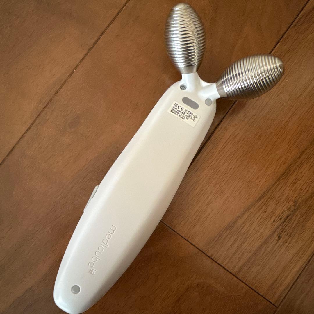 Medicube AGE-R EMS ダーマショット オンライン で 販売