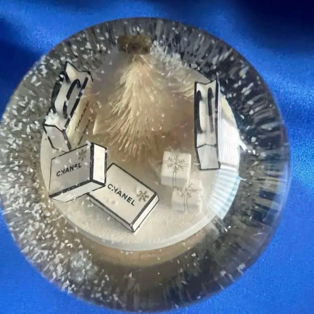 スノードーム 2点 シャネルとロクシタン インテリアノベルティ