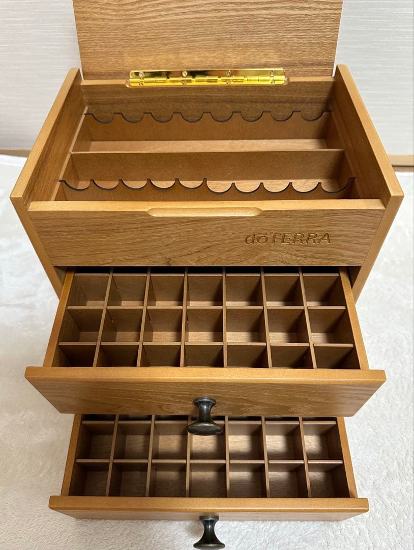超美品》ドテラdoTERRAウッドボックス88 3段 木箱 - メルカリ