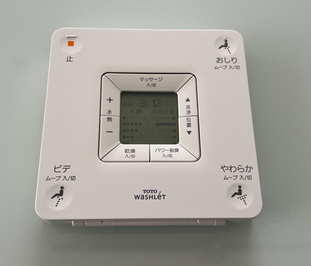 ほぼ新品 TOTOネオレストA1、D2用壁リモコン 品番:TCM398-1R - メルカリ