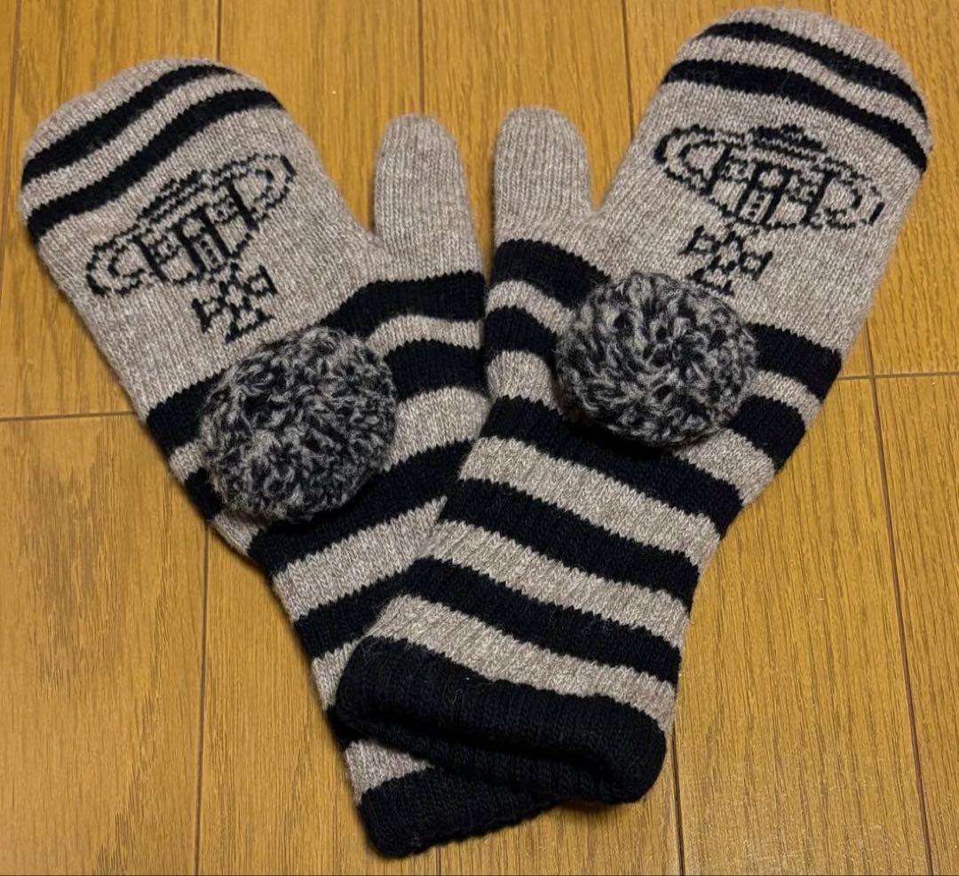 ヴィヴィアン・ウエストウッド ミトン 手袋 - メルカリ