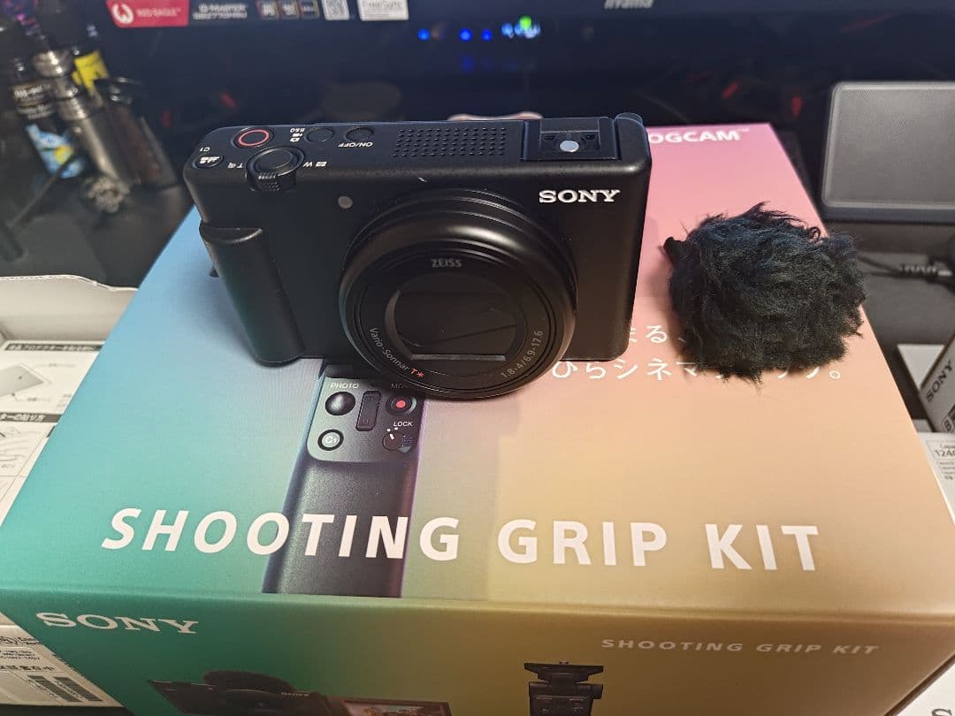 2025年1月30日購入　SONY ZV1M2　シューティンググリップセット VLOGCAM ZV-1 II シューティンググリップキット ホワイト ZV-1M2G WQ