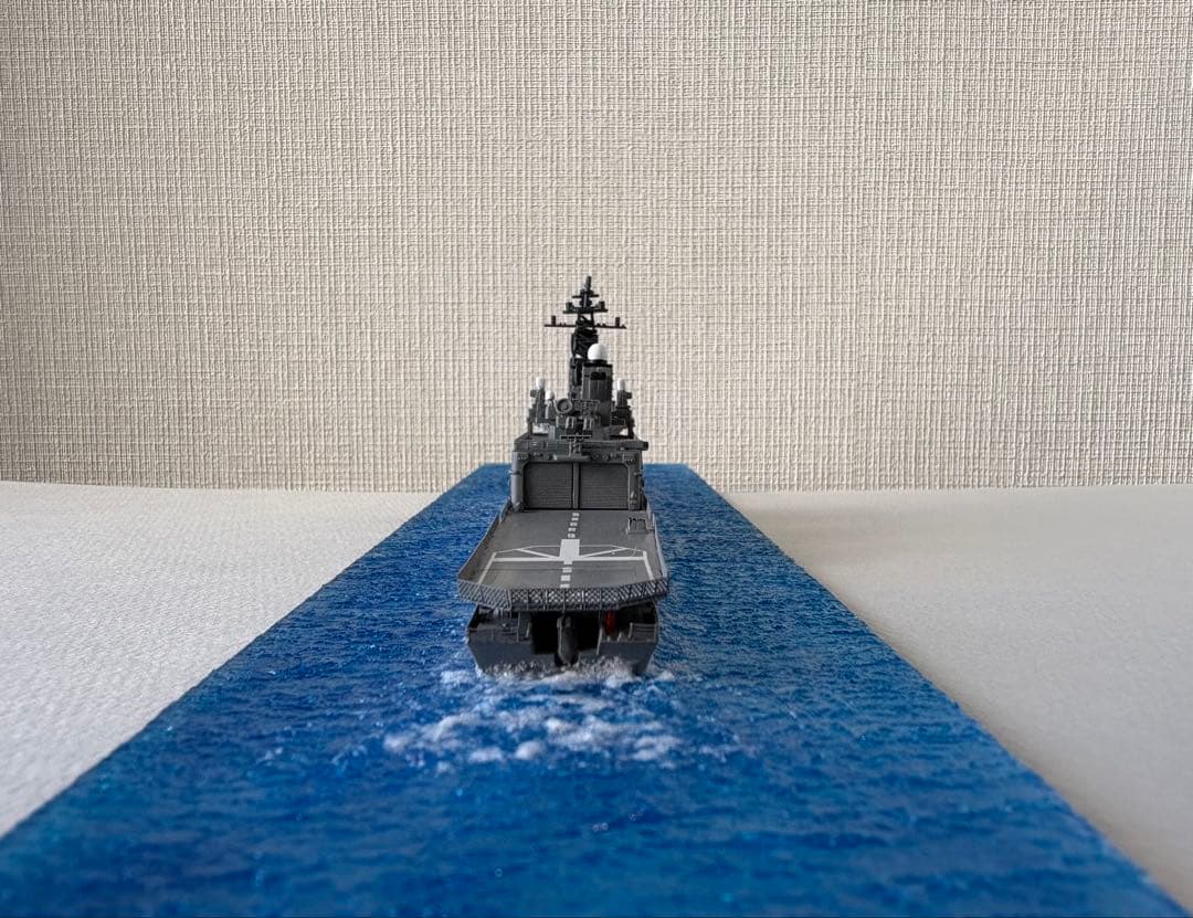 1/700 海上自衛隊 護衛艦くらま 全塗装 洋上ジオラマ - メルカリ