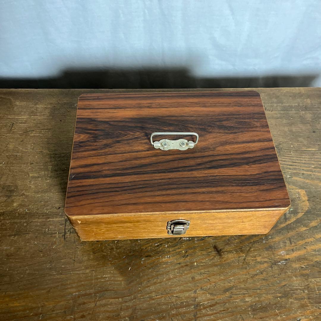 古道具ビンテージ品◾️木製 昔の古い収納箱/ 収納ボックス 木箱