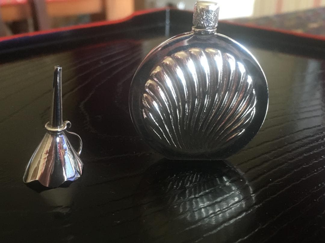 Ari・D・Norman アリ・ディ・ノーマン 香水入れ 漏斗付