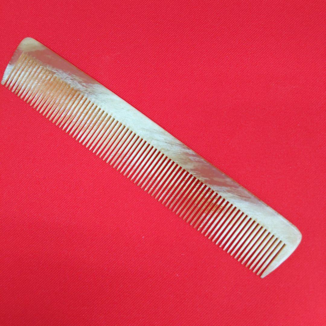E10 水牛の角 手引 角仕上げ くし ヘアカットコーム 理容道具 希少